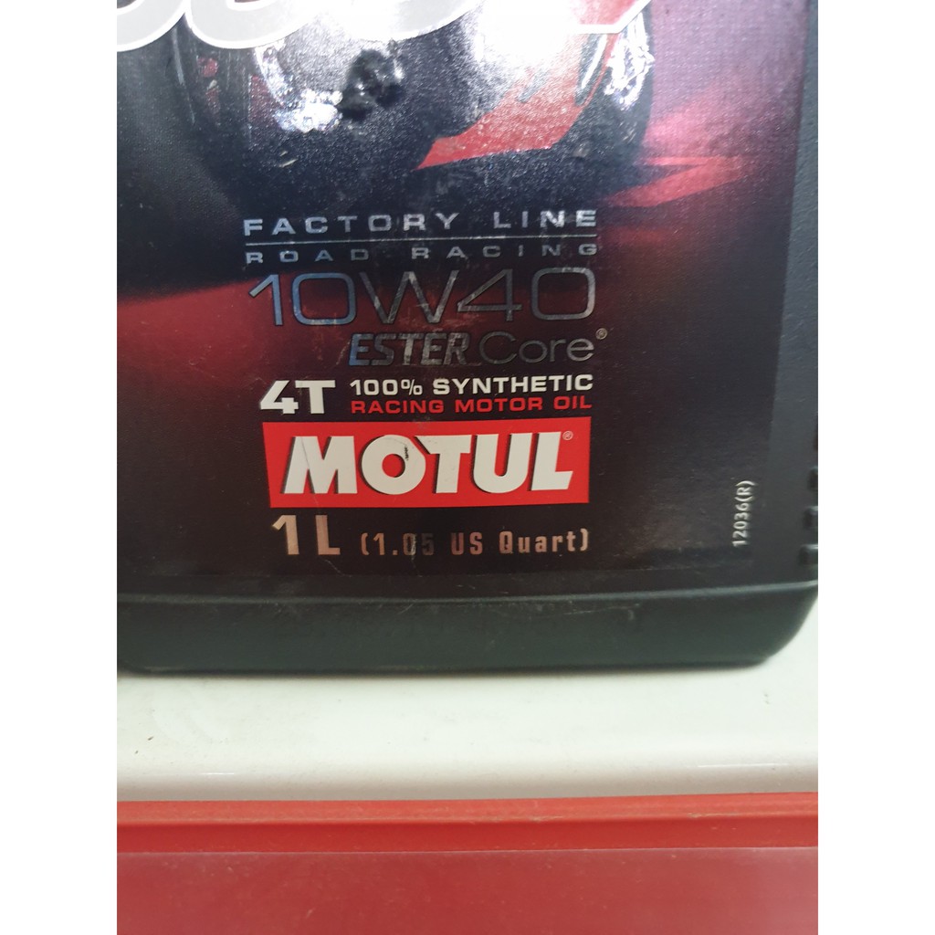 Nhớt Motul 300v Factory Line tem 3 lớp