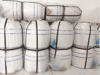 Bình sứ đựng nước