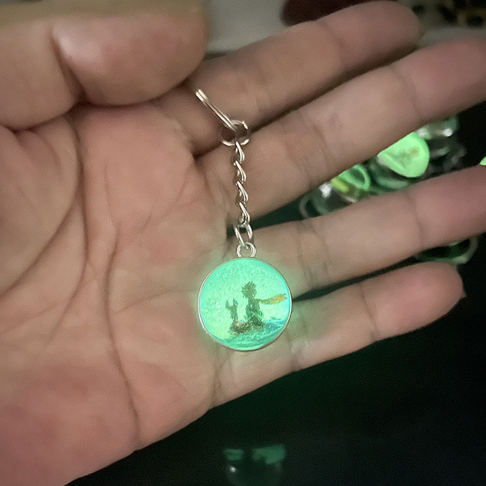 Móc khóa hình hoàng tử bé mặt cầu hai mặt phát sáng