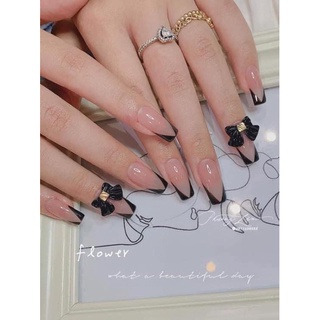 Charm Nơ 2 màu đen trắng