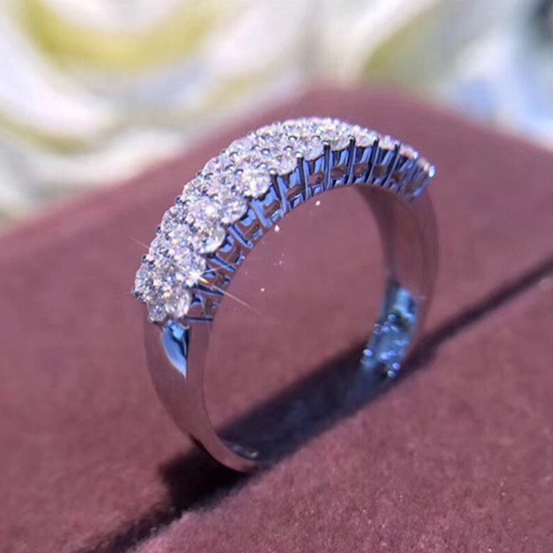 Nhẫn nữ đính 3 hàng đá zircon thời trang phong cách