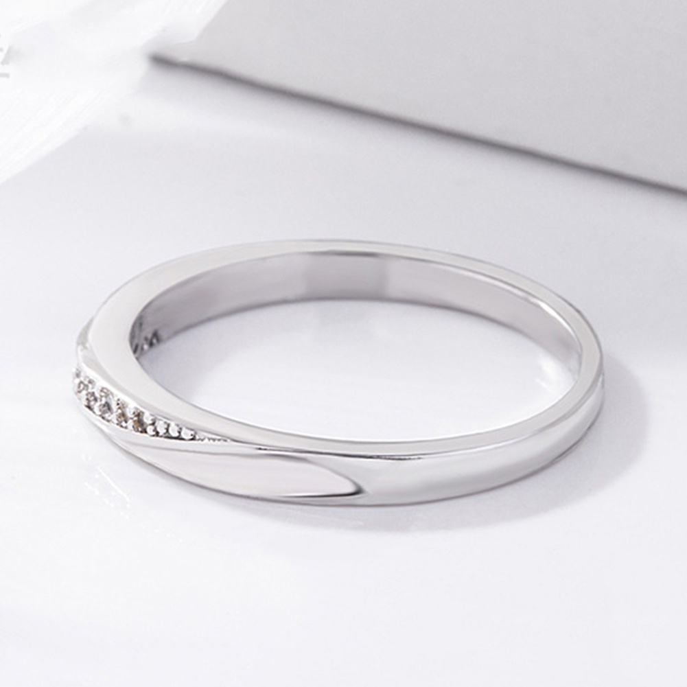 Nhẫn Đính Hôn Đính Đá Cz Hình Khối Lập Phương