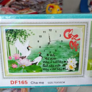 Tranh đính đá đồng hồ cha mẹ tuyệt đẹp kt 75*50cm(hình thật)