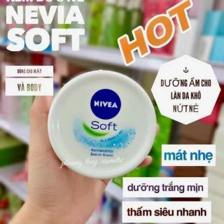 KEM DƯỠNG ẨM CHỐNG NẺ NEVIA