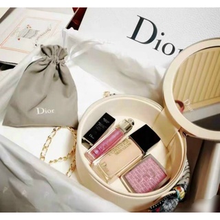 túi Dior siêu xinh