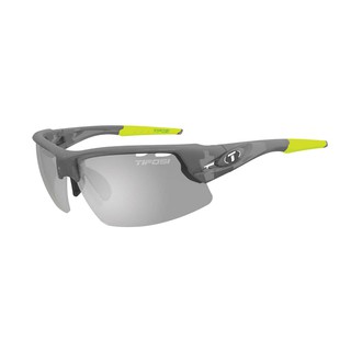 Kính mát thể thao unisex tifosi crit - gọng matte smoke, tròng tự đổi màu smoke fototec