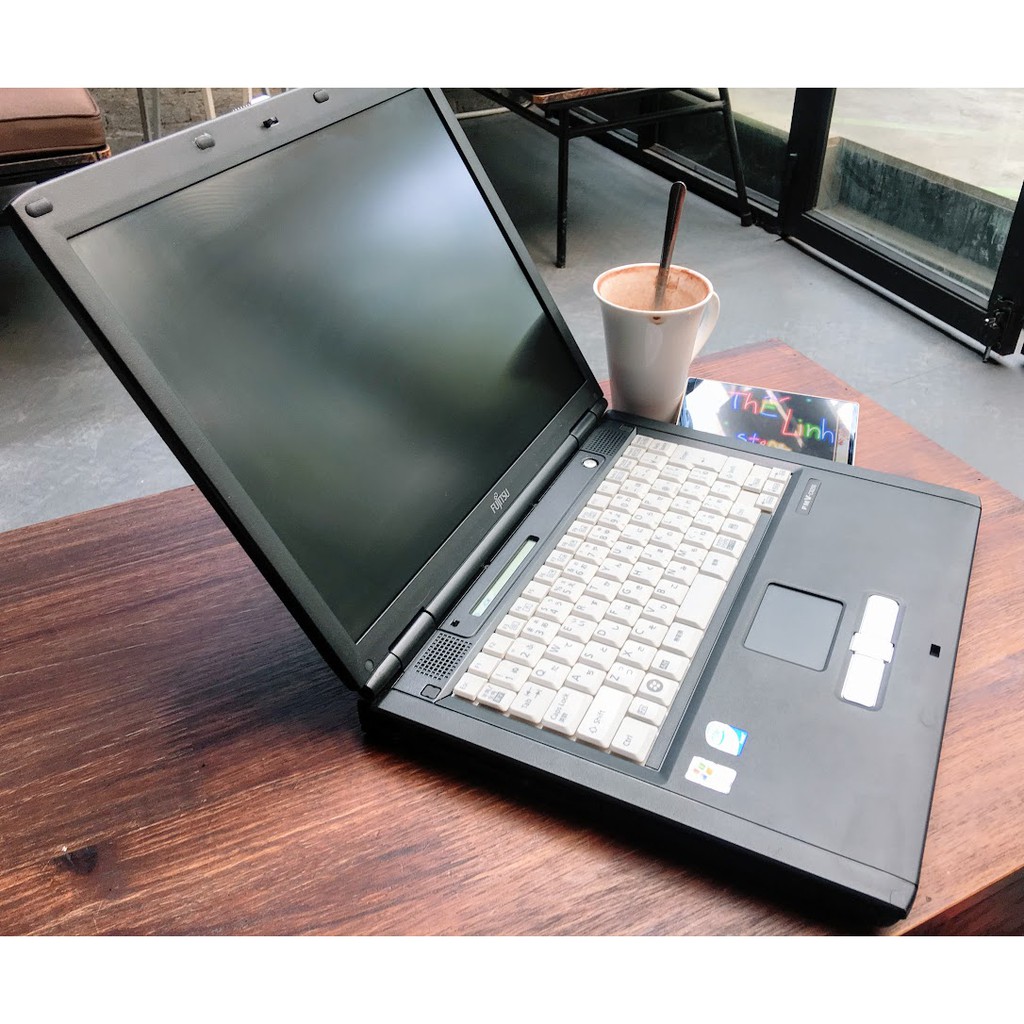 Laptop Fujitsu 15 inch C8240 hàng Nhật giá rẻ | BigBuy360 - bigbuy360.vn