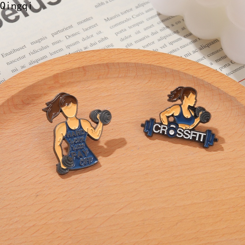 Ghim cài áo MISS ZOE hình tập tạ thể hình thời trang cho nữ