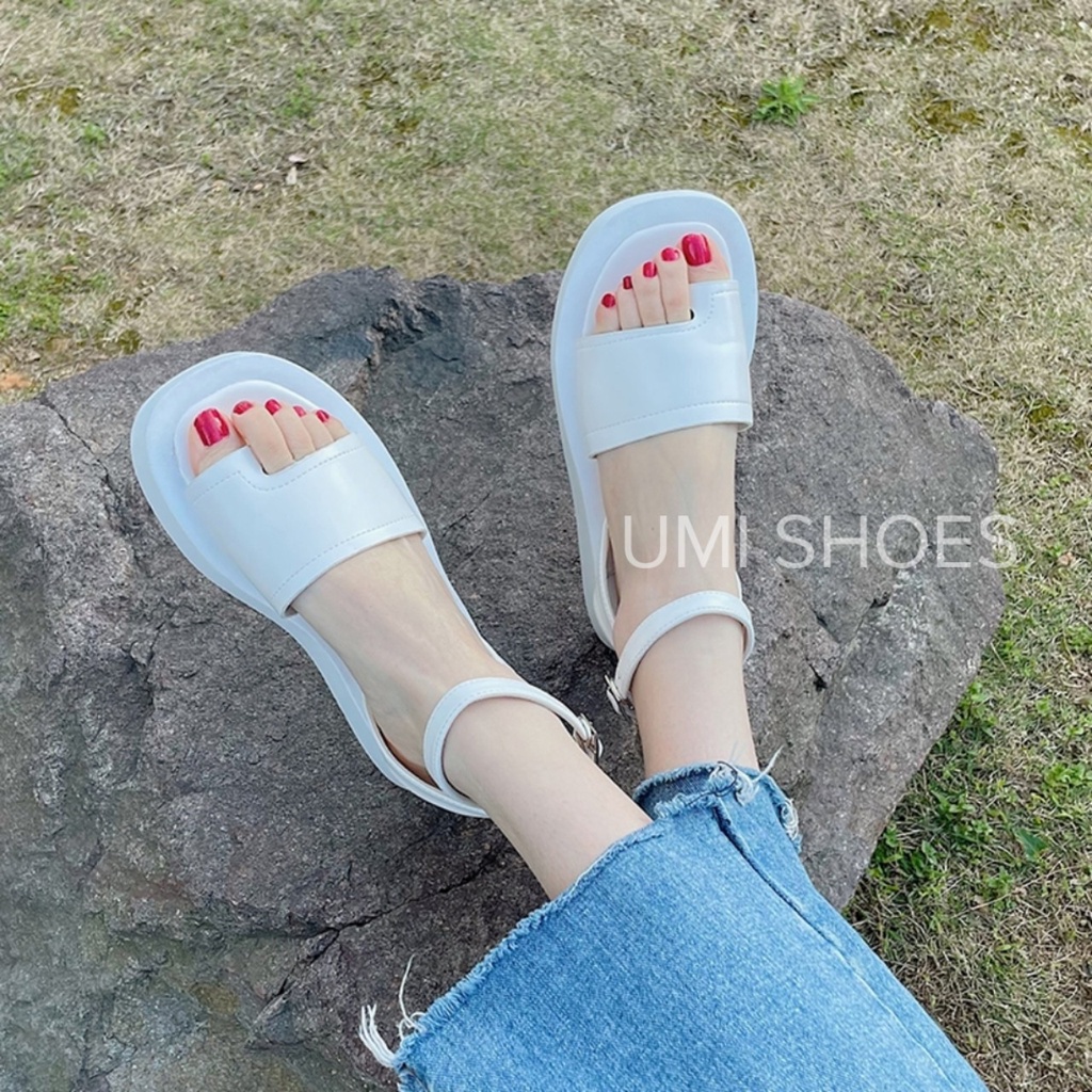 Dép sandal nữ xỏ ngón quai ngang đế bằng chống trơn đơn giản nhẹ nhàng mũi tròn đi chơi biển đẹp đi mưa mới hottrend