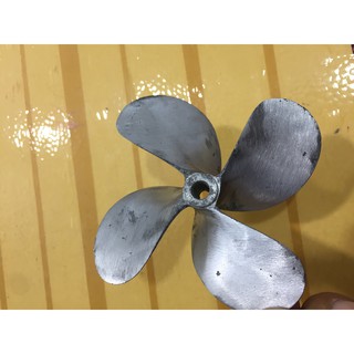 chân vịt nhôm 10cm 4 cánh.