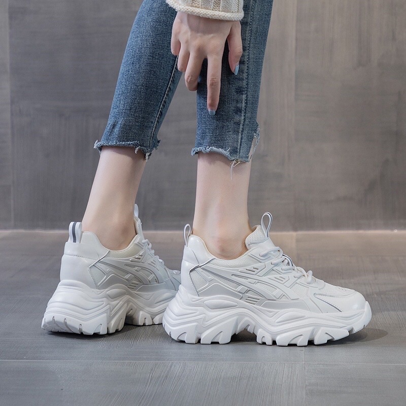 GIẦY THỂ THAO ĐỘN ĐẾ XUKA MẪU MỚI NHẤT NĂM NAY