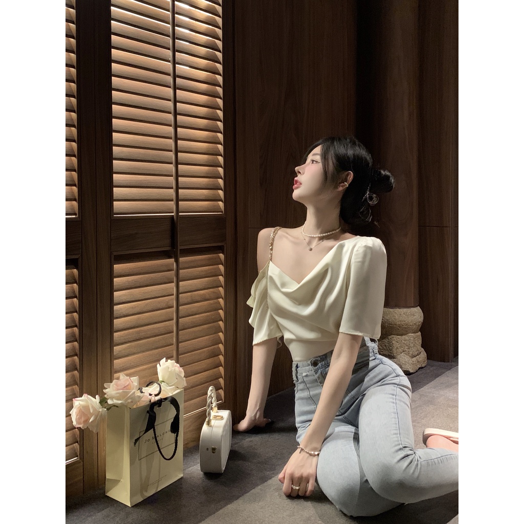 Áo Thun Trễ Vai Tay Ngắn Phối Dây Xích Thời Trang Mùa Hè Kiểu Mới