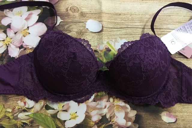 Áo lót Aqua Flower Whu ( cắt tem) | BigBuy360 - bigbuy360.vn