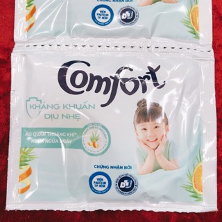 Nước xả vải em bé Comfort Kháng Khuẩn Dịu Nhẹ 20ml