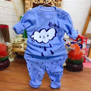 Combo quần áo bé