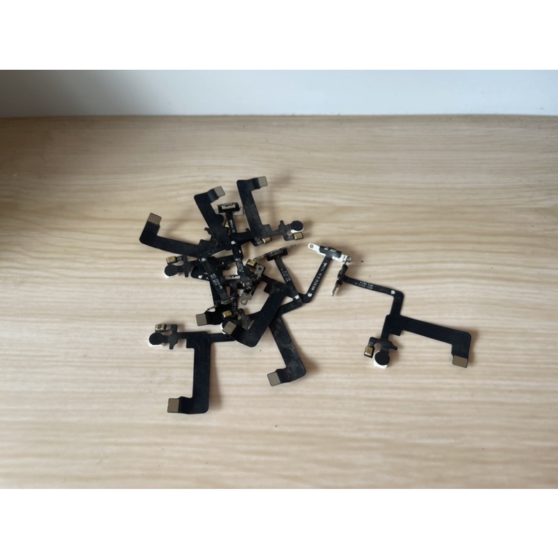 cáp nút nguồn ip 6pl