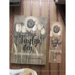 Hoa tuylip đen tặng kèm bookmark