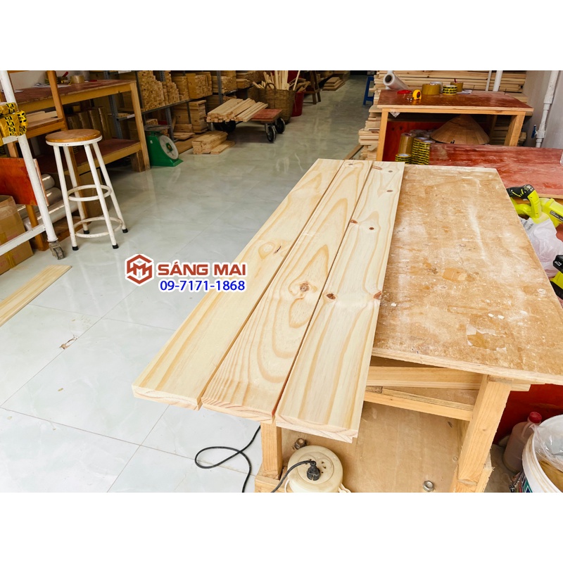 MS67 Tấm gỗ thông mặt rộng 10cm x dày 1cm x dài 120cm + láng mịn 4 mặt