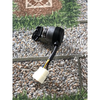 khoá đề máy phát điện 5kw .