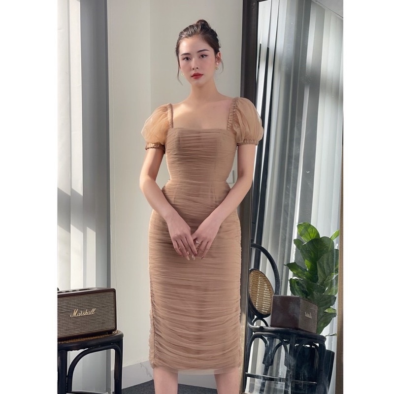 Đầm Hương boutique pass .