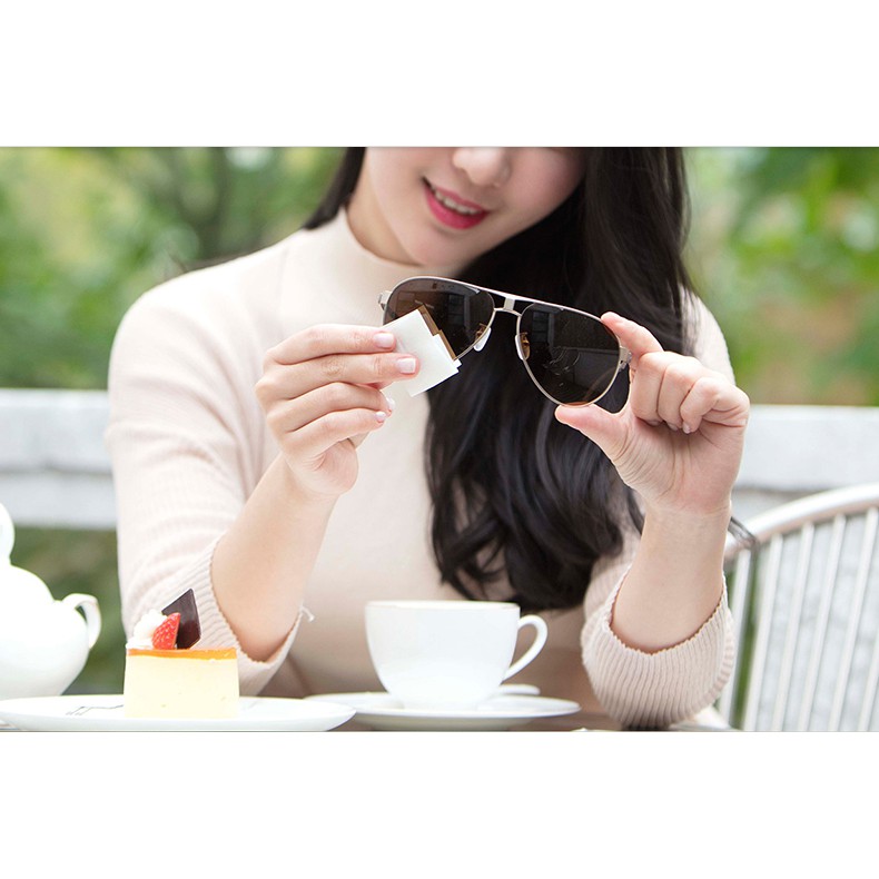 ( Hàng Đức Chuẩn ) Giấy lau kính Brillen Putztücher giúp làm sạch bảo vệ kính - 1 Miếng | BigBuy360 - bigbuy360.vn