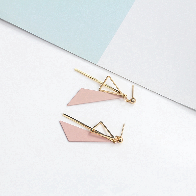 Bông tai nữ dáng dài hình tam giác thời trang xinh xắn