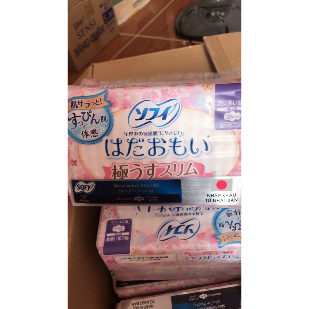 Băng Vệ Sinh Sofy Skin Comfort Ultra Thin Cánh 26Cm 17 Miếng