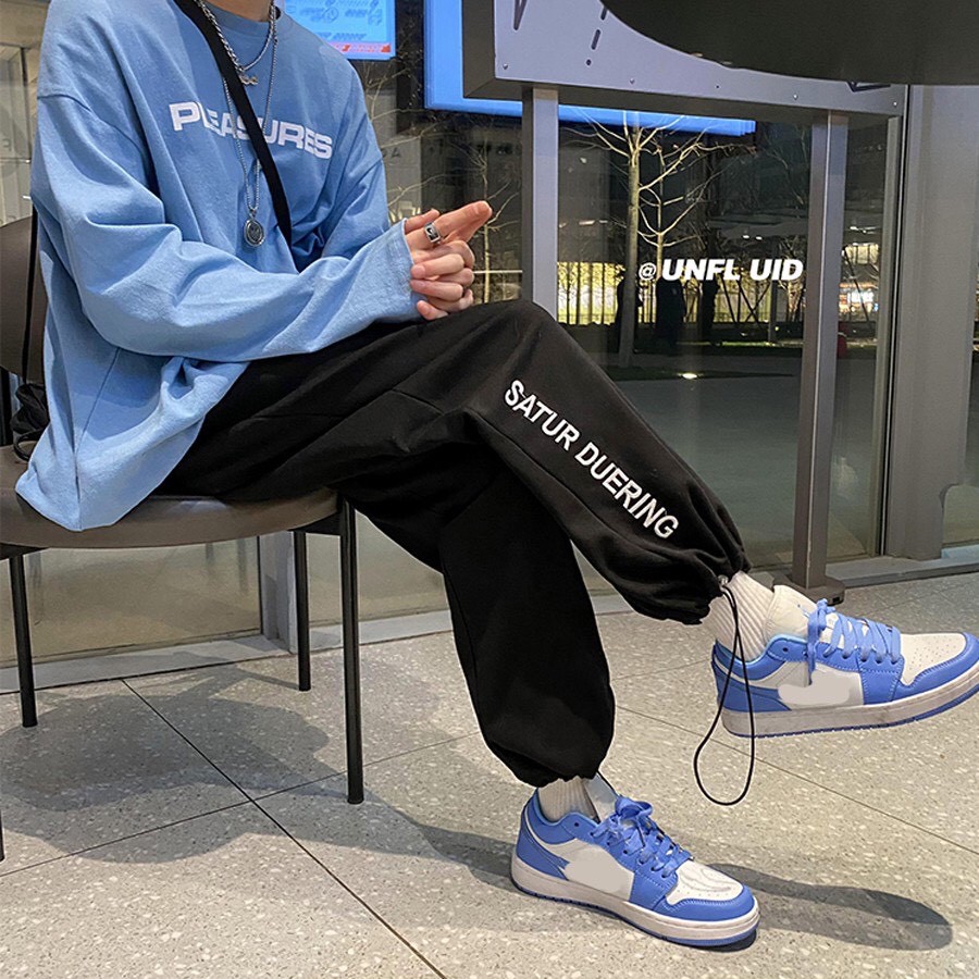 Quần jogger ống rộng thêu chữ ulzzang có dây rút ở gấu dành cho nam nữ