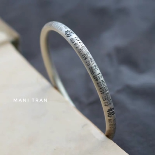 Vòng Tay Khắc Vòng Bạc 𝐕𝐀̣𝐍 𝐏𝐇𝐔́𝐂