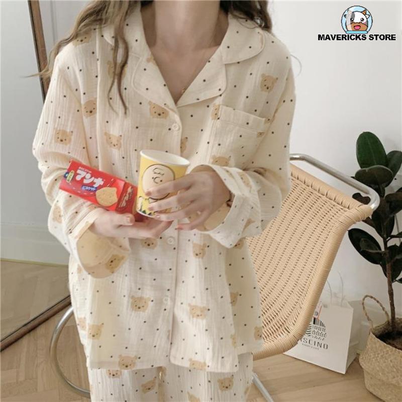 Bộ đồ ngủ tay dài in hình gấu đáng yêu