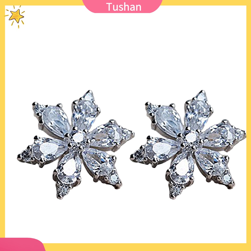 Đôi bông tai hình hoa tuyết đính đá sang trọng nữ tính