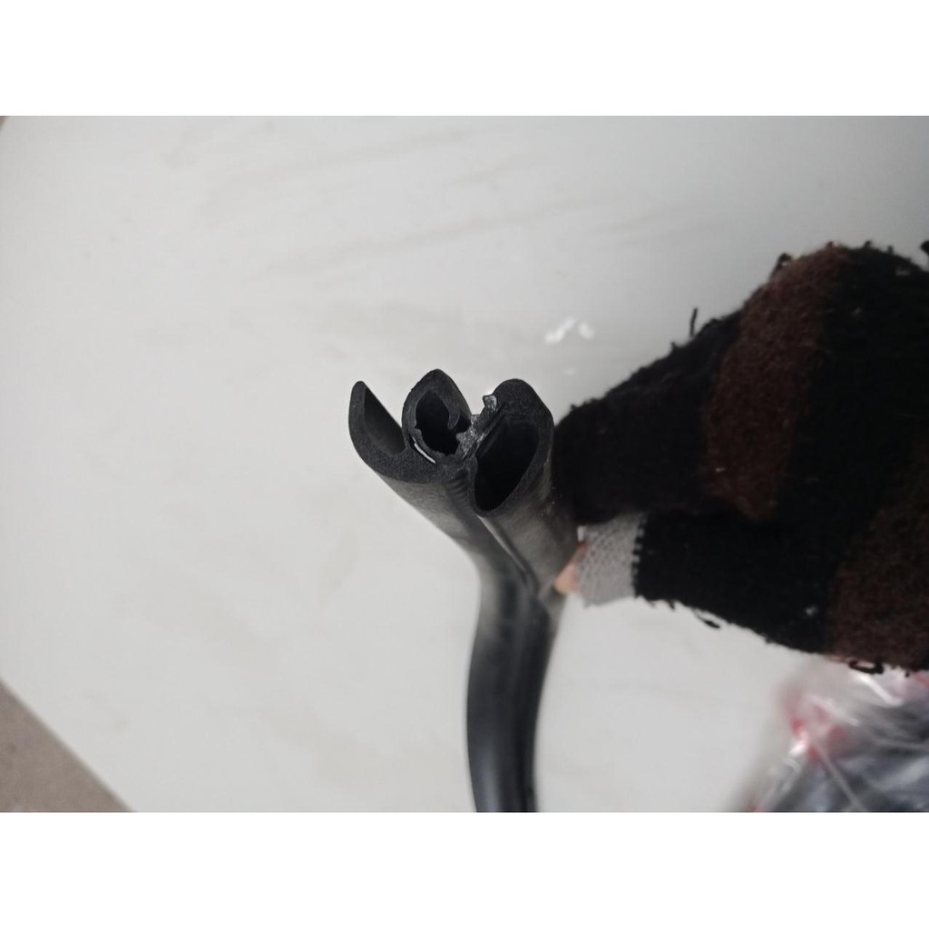 Gioăng / Ron khung cửa Vios 08-13 -tặng vòng xoay hương hoa