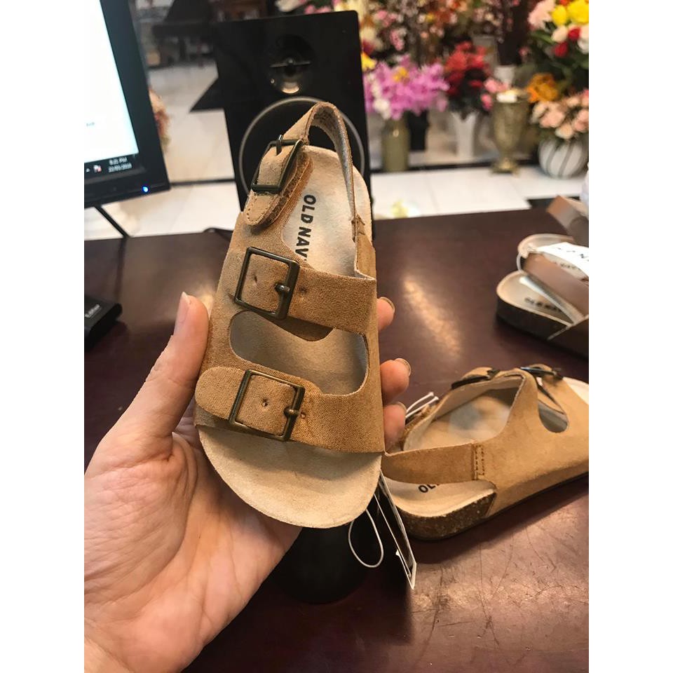 Giày Oldnavy