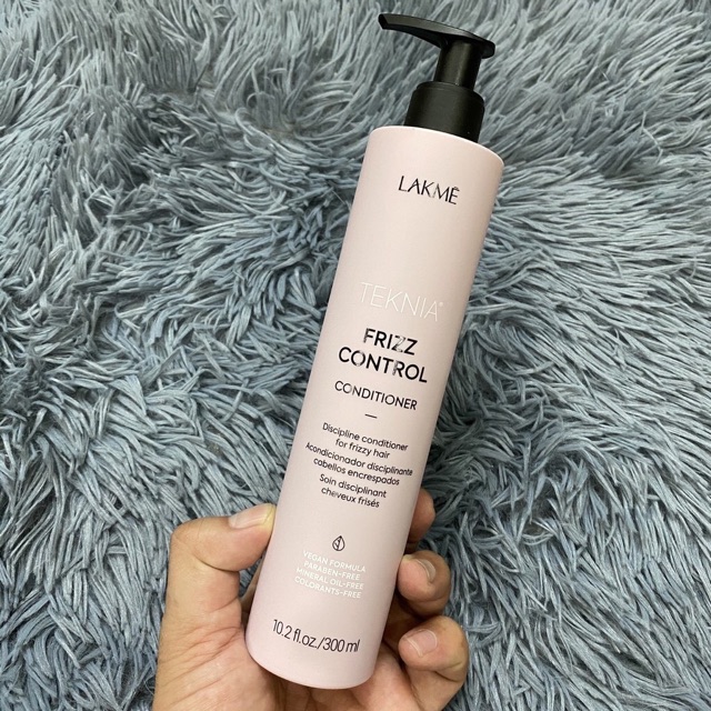 Kem xả khô FRIZZ Control Conditioner Lakme chống rối cho tóc thẳng và xoăn 300ml