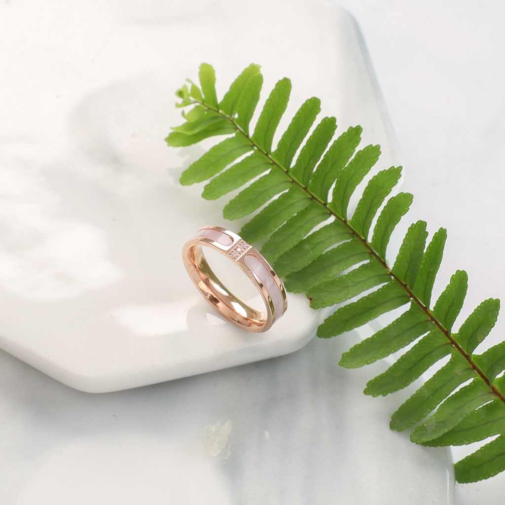 Nhẫn cặp đôi CDE Stone Inlaid Rose Gold Ring CDE8047RG & CDE8021RG