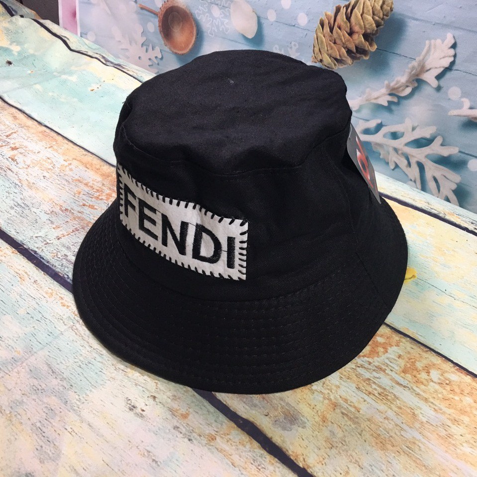 Mũ Bucket FENDI chữ thêu - Hàng chất