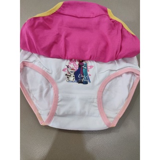 Quần sịp hello kitty mặc váy cho bé gái size 140 (16-18kg).