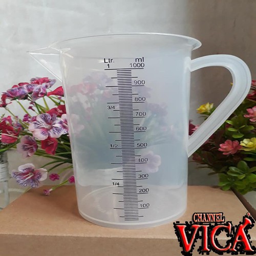 Ly đong nhựa 1000ml.