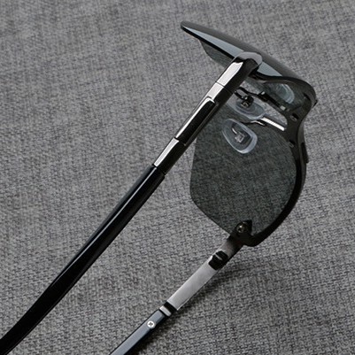 Kính Mát Phân Cực Thay Đổi Màu Sắc Độc Đáo Thời Trang Cho Nam | BigBuy360 - bigbuy360.vn