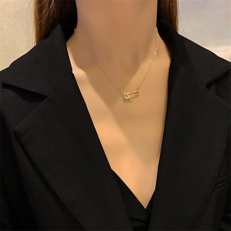 Dây chuyền thép titan thiết kế sang trọng thời trang