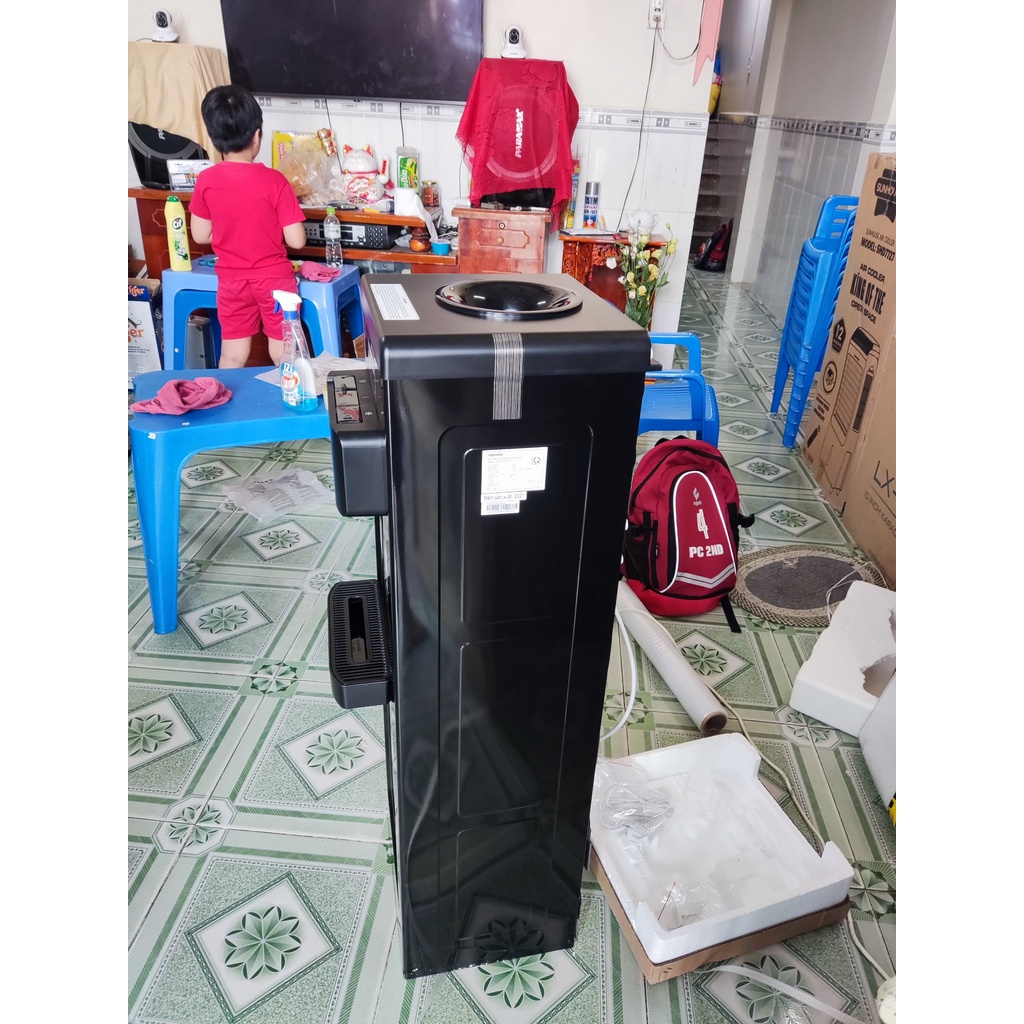 Cây nước nóng lạnh Toshiba RWF-W1917TV