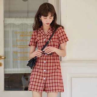 Váy kẻ caro