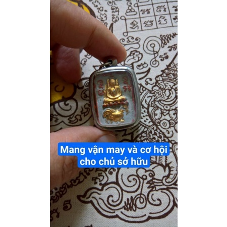 Đức Phật trên Kê thần giúp hộ mạng và vận may