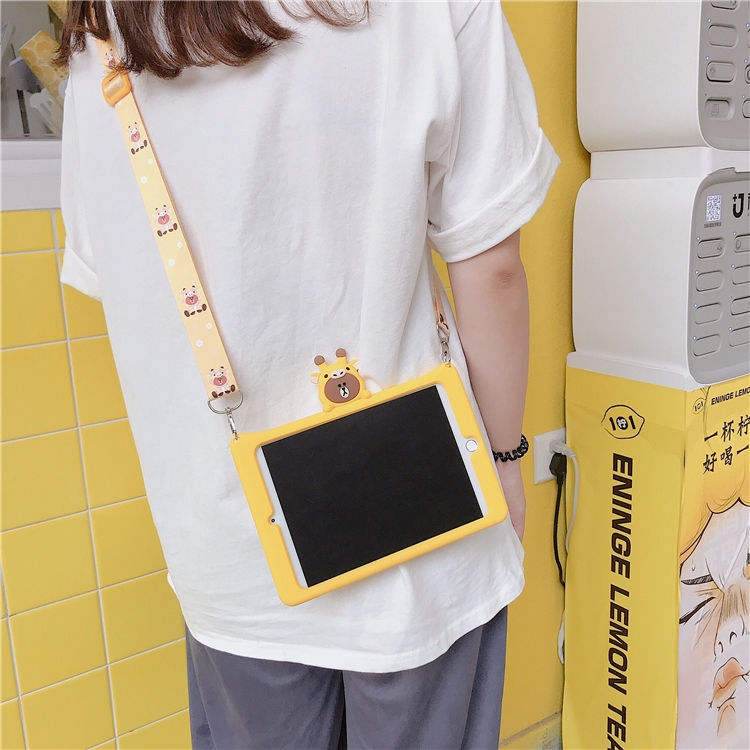 Ốp máy tính bảng silicon hình chú hươu cao cổ xinh xắn dành cho ipad pro 10.5 inch | BigBuy360 - bigbuy360.vn