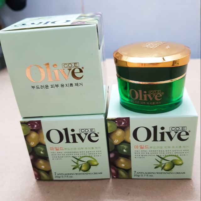 Kem siêu trắng olive