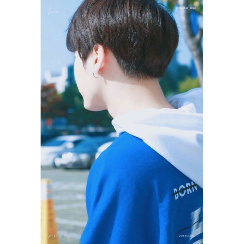 Hoodie trắng xanh Suga