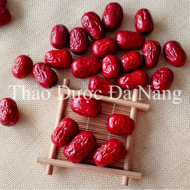 Táo Đỏ Tân Cương loại 1 không chất bảo quản 100 gram. | BigBuy360 - bigbuy360.vn