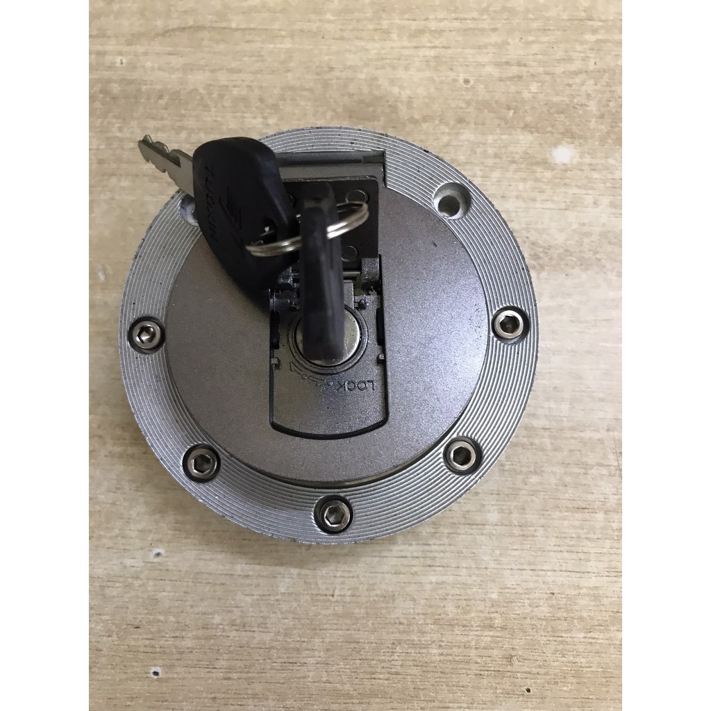 Nắp xăng tròn âm 8 ốc xe ba gác