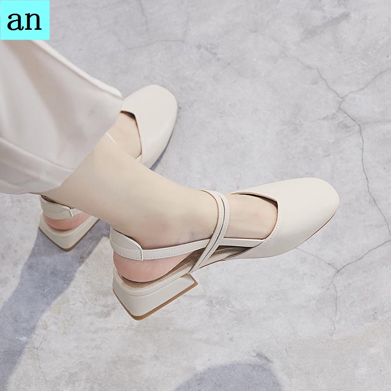 Giày Sandal Bít Mũi Mẫu Mới Mùa Hè Phong Cách Hàn Quốc Dễ Phối Đồ Thời Trang Mùa Hè Cho Nữ