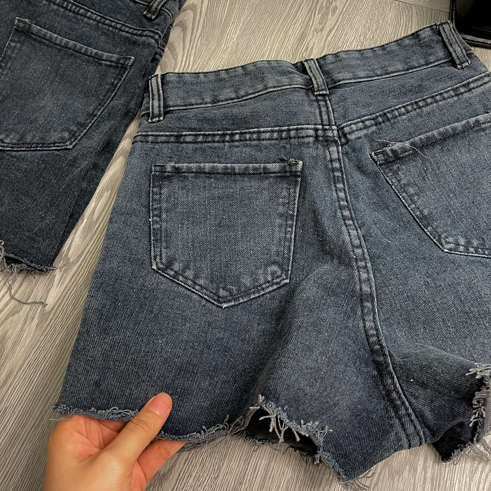 Quần Sọt Jeans Phôi da Lưng Cao Tôn Dáng YuRi Quần Đùi Nữ Rách